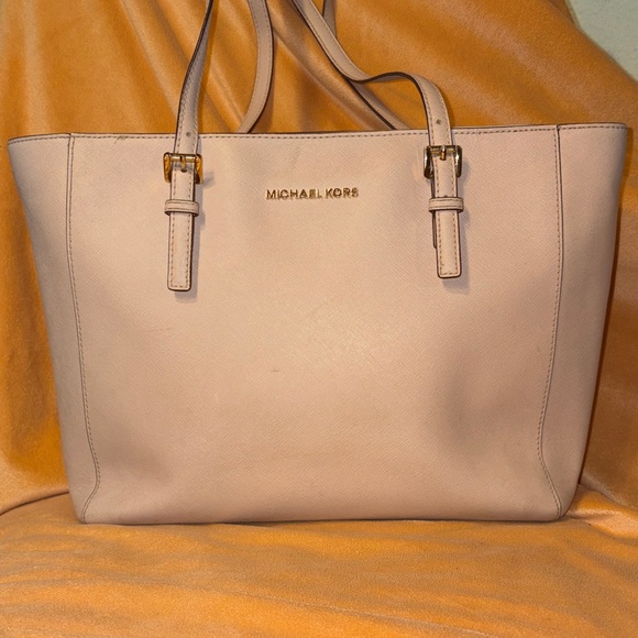 Michael Kors Light pink Tote Bag - Picture 2 of 14